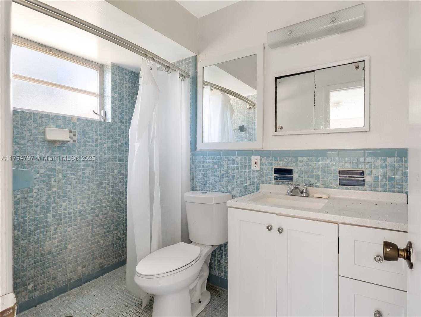 Small Image of 16560 SOUTH WEST 102ND CT, Miami Number 16