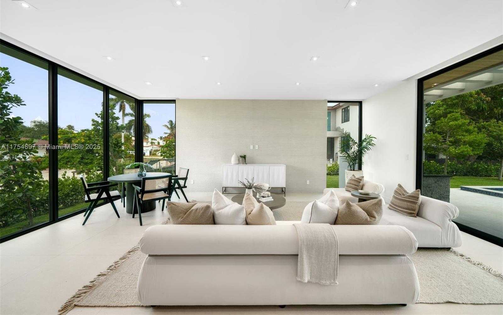 Small Image of 4425 ADAMS AVE, Miami Beach Number 16