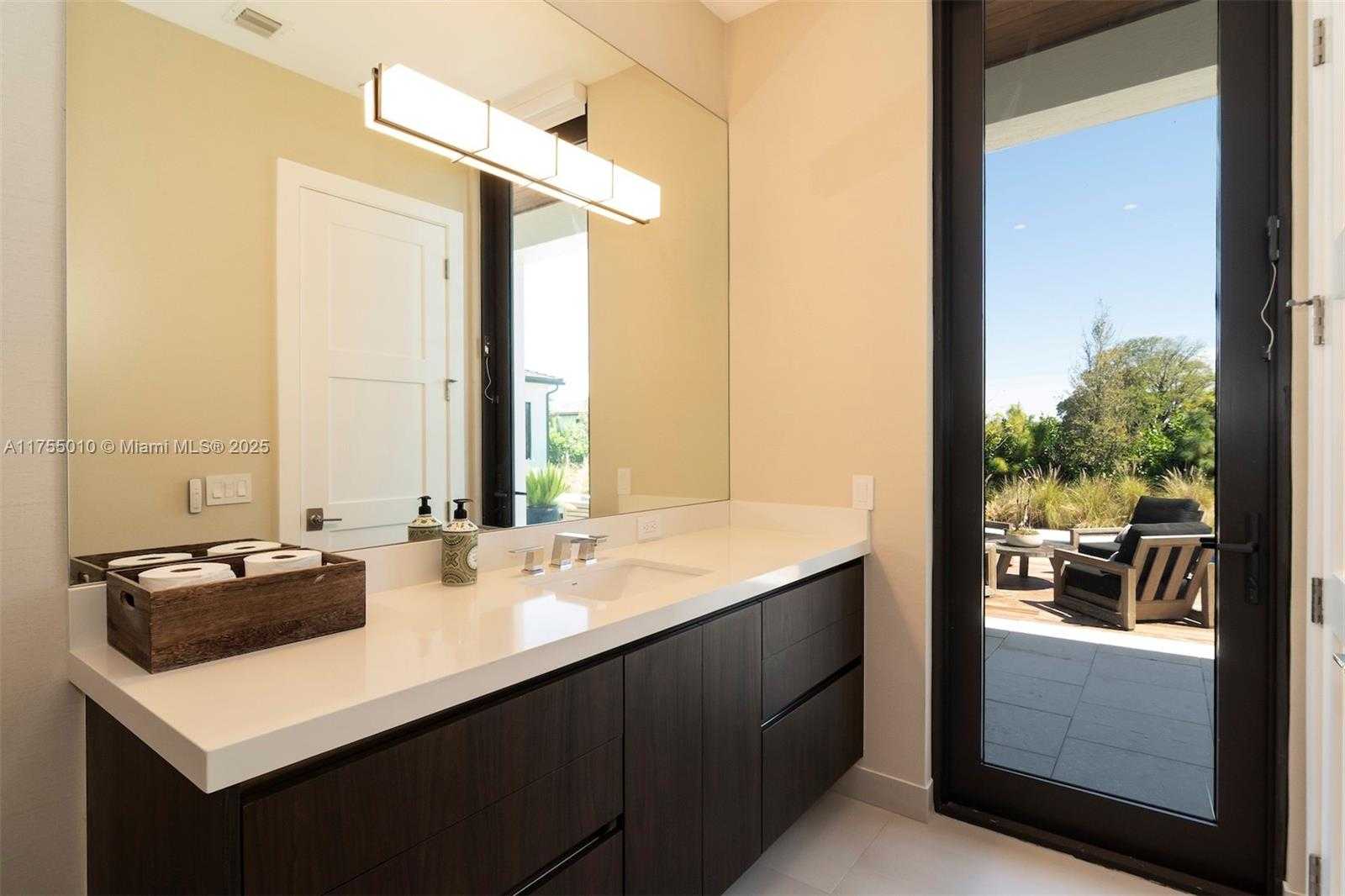Small Image of 11791 NORTH WEST 6TH PL, Plantation Number 29