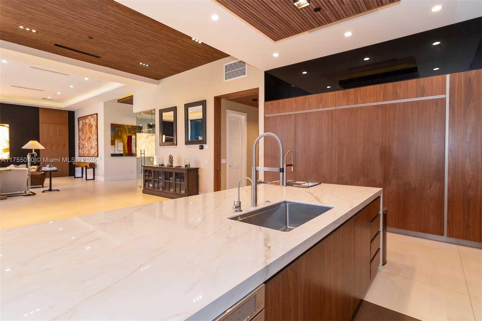 Small Image of 11791 NORTH WEST 6TH PL, Plantation Number 51