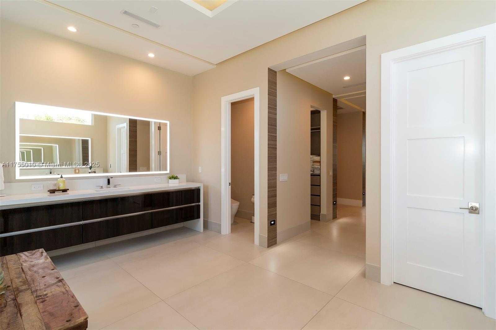 Small Image of 11791 NORTH WEST 6TH PL, Plantation Number 68