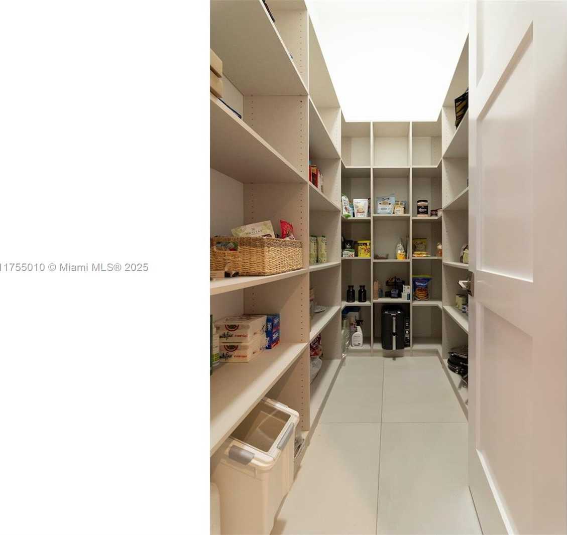 Small Image of 11791 NORTH WEST 6TH PL, Plantation Number 74