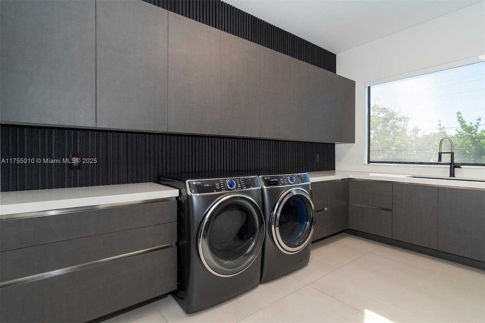 Small Image of 11791 NORTH WEST 6TH PL, Plantation Number 88