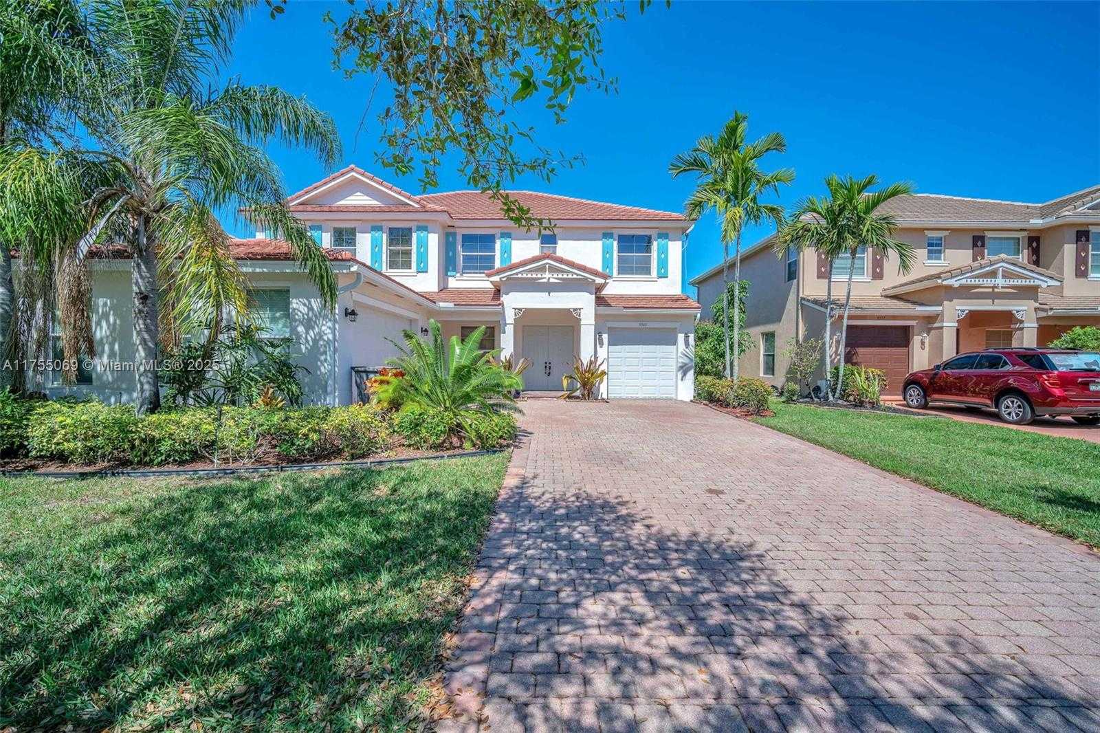 Small Image of 9345 MADEWOOD CT, Royal Palm Beach Number 2