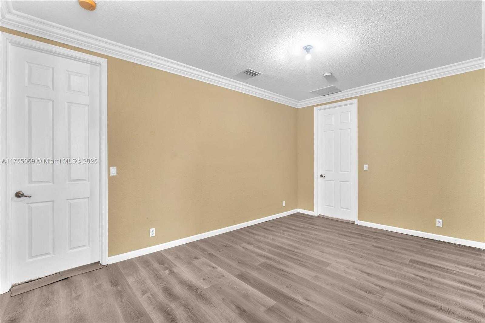 Small Image of 9345 MADEWOOD CT, Royal Palm Beach Number 21