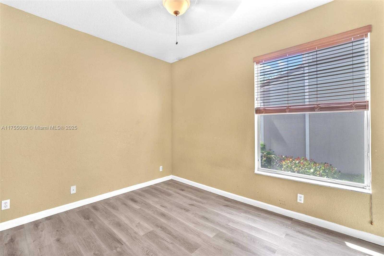 Small Image of 9345 MADEWOOD CT, Royal Palm Beach Number 22