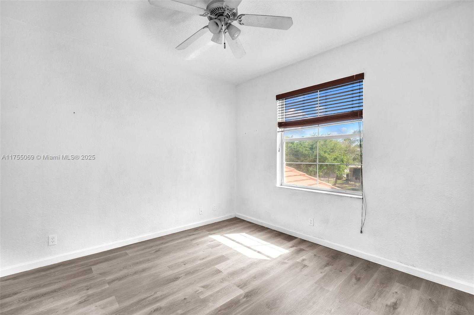 Small Image of 9345 MADEWOOD CT, Royal Palm Beach Number 24