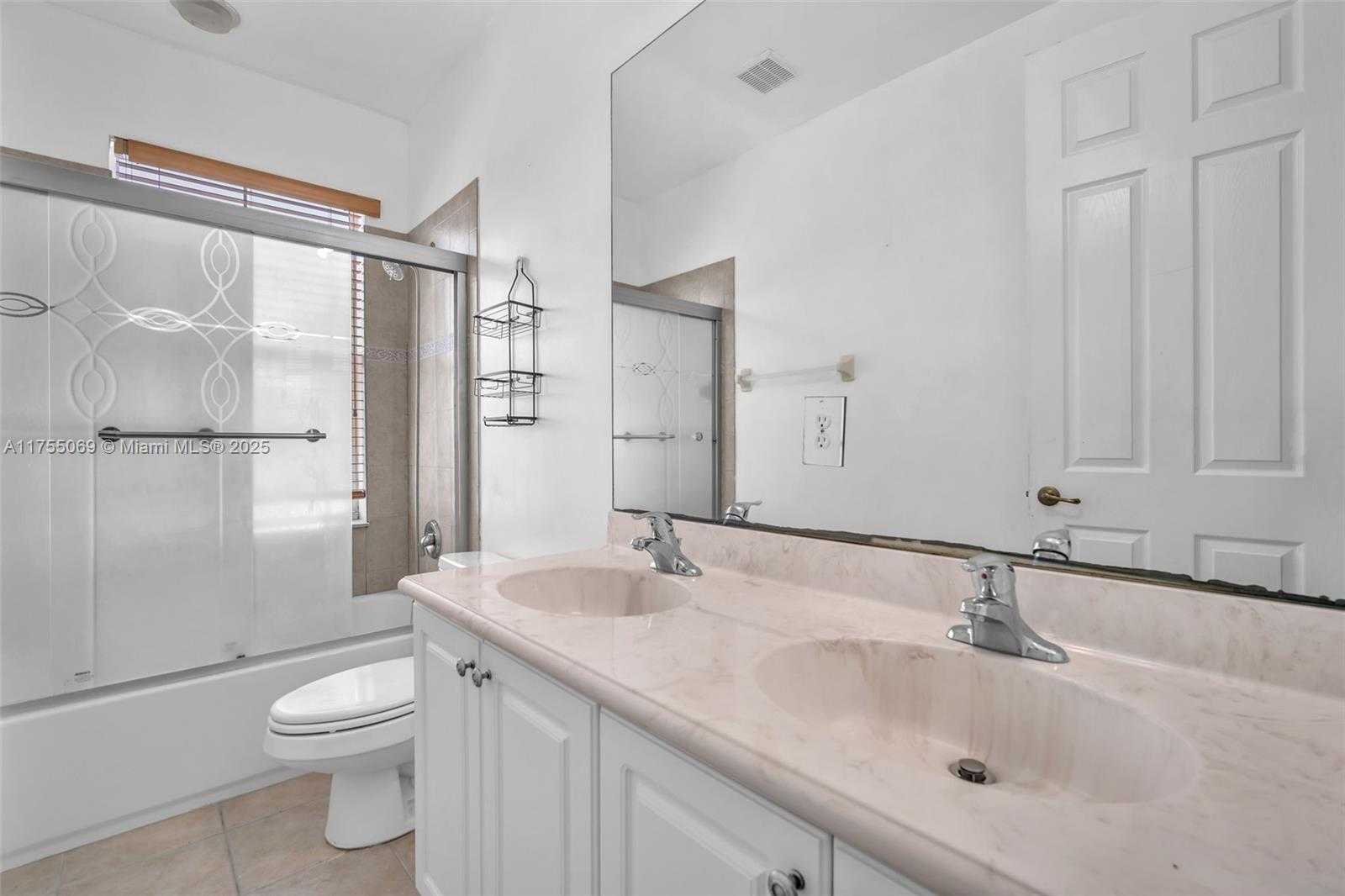 Small Image of 9345 MADEWOOD CT, Royal Palm Beach Number 27