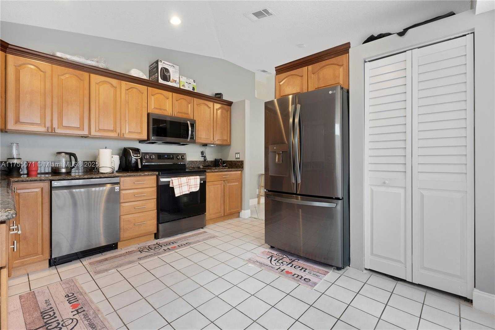 Small Image of 4731 NW 7th Manor, Coconut Creek, FL 33063, USA Number 12