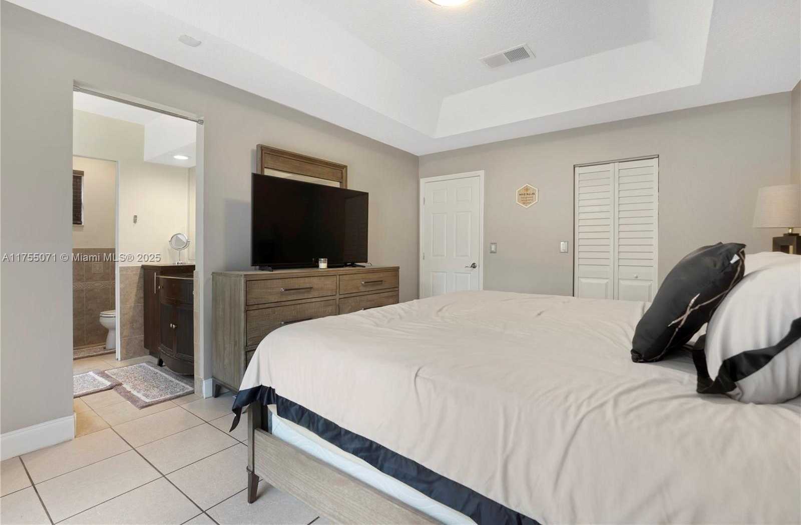 Small Image of 4731 NW 7th Manor, Coconut Creek, FL 33063, USA Number 21