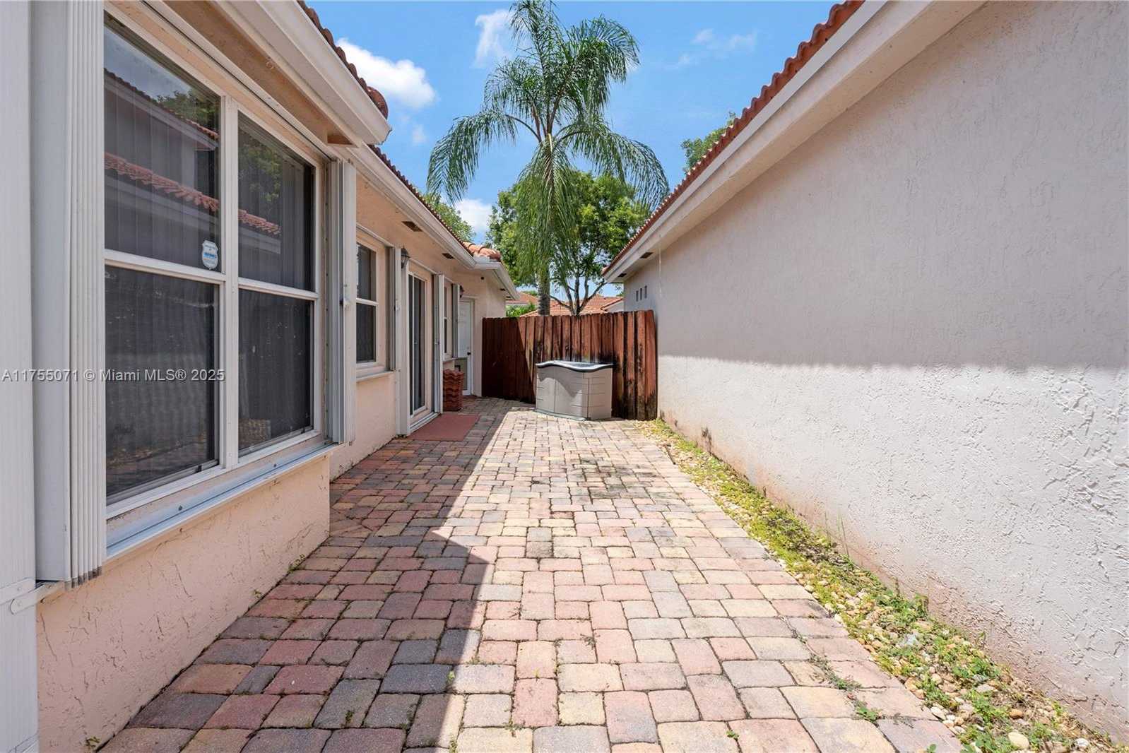 Small Image of 4731 NW 7th Manor, Coconut Creek, FL 33063, USA Number 36