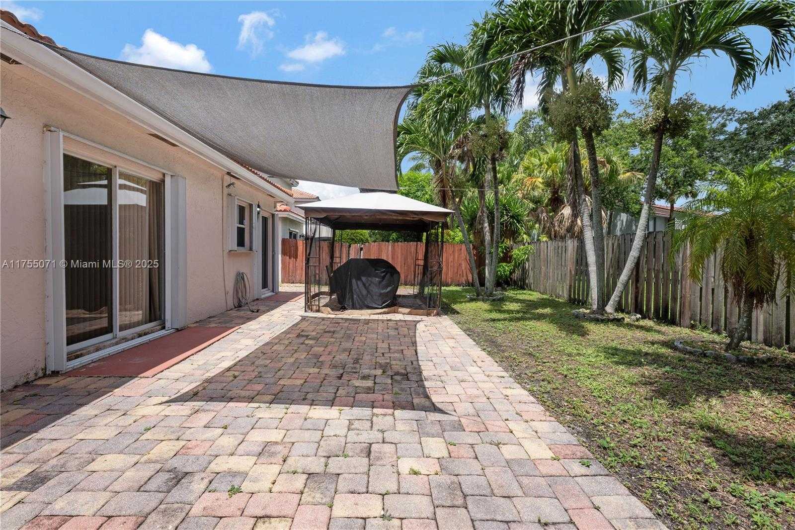 Small Image of 4731 NW 7th Manor, Coconut Creek, FL 33063, USA Number 38