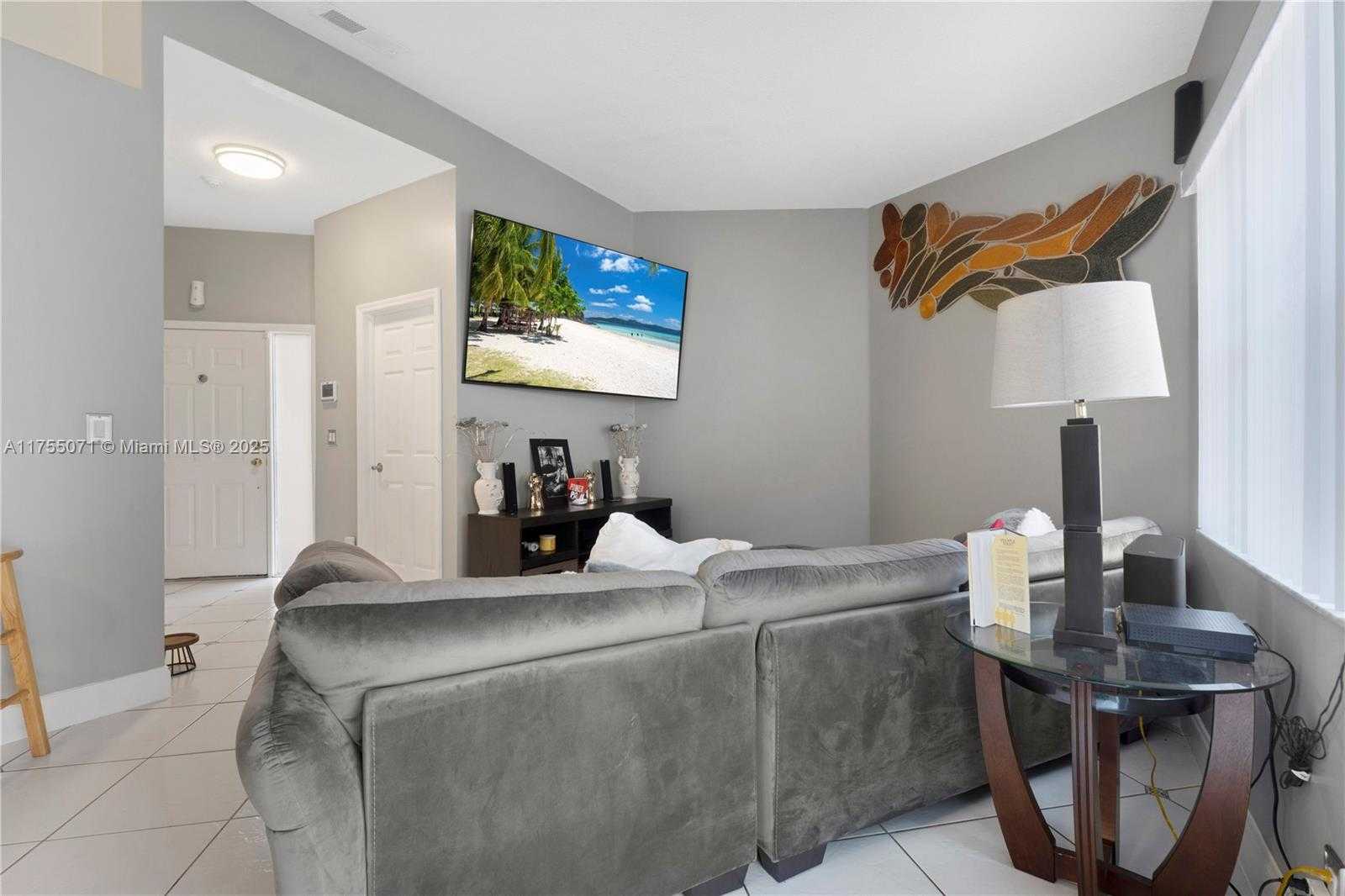 Small Image of 4731 NW 7th Manor, Coconut Creek, FL 33063, USA Number 6