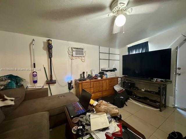 Small Image of 13491 SOUTH WEST 7TH PL, Davie Number 12