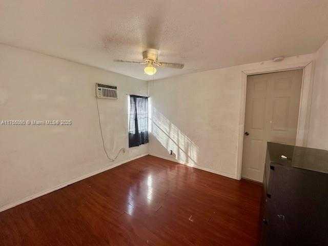 Small Image of 13491 SOUTH WEST 7TH PL, Davie Number 5
