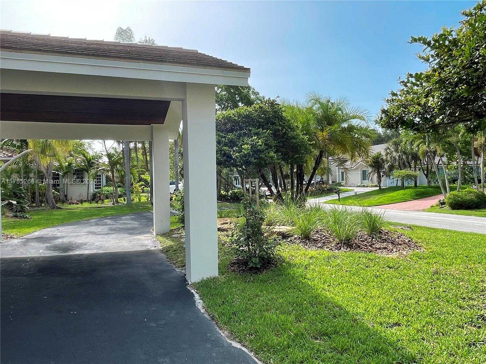 Small Image of 8513 SOUTH WEST 169 TER, Palmetto Bay Number 45