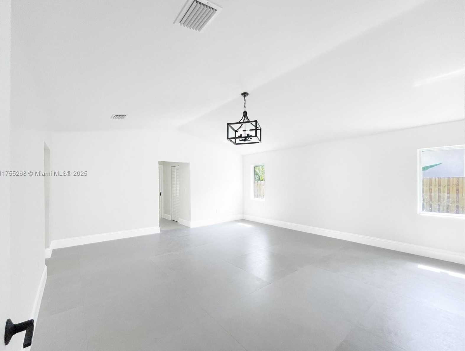 Small Image of 8513 SOUTH WEST 169 TER, Palmetto Bay Number 9