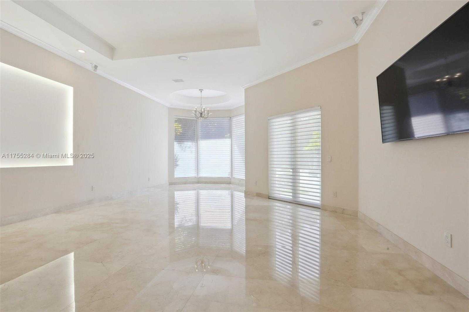 Small Image of 7480 SOUTH WEST 100TH ST, Pinecrest Number 12