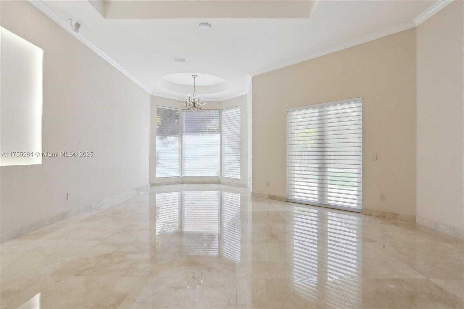 Small Image of 7480 SOUTH WEST 100TH ST, Pinecrest Number 13