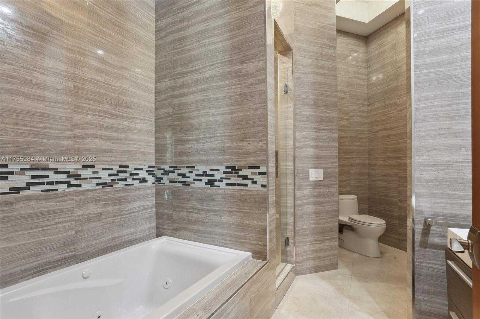 Small Image of 7480 SOUTH WEST 100TH ST, Pinecrest Number 22