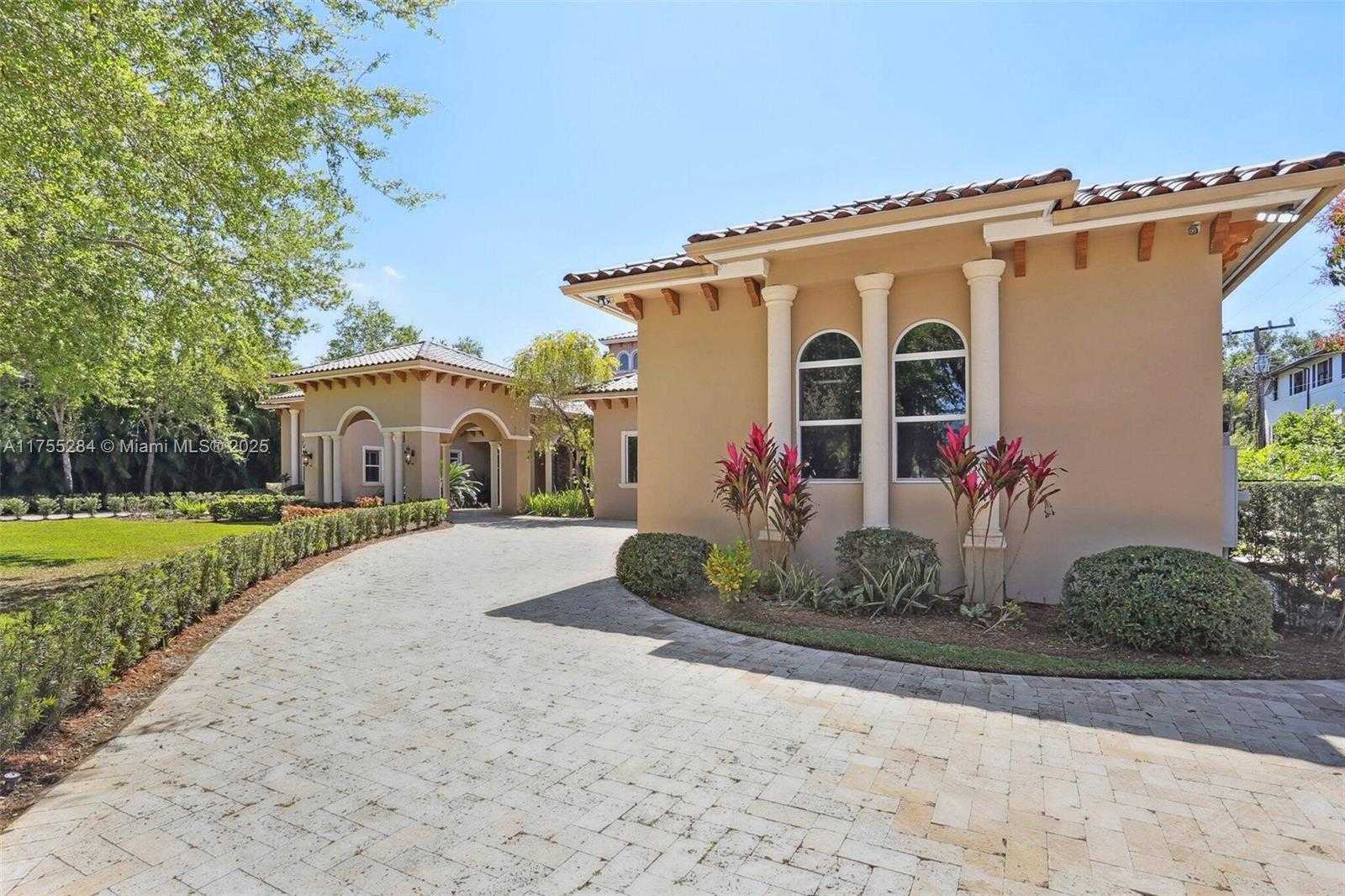 Small Image of 7480 SOUTH WEST 100TH ST, Pinecrest Number 6