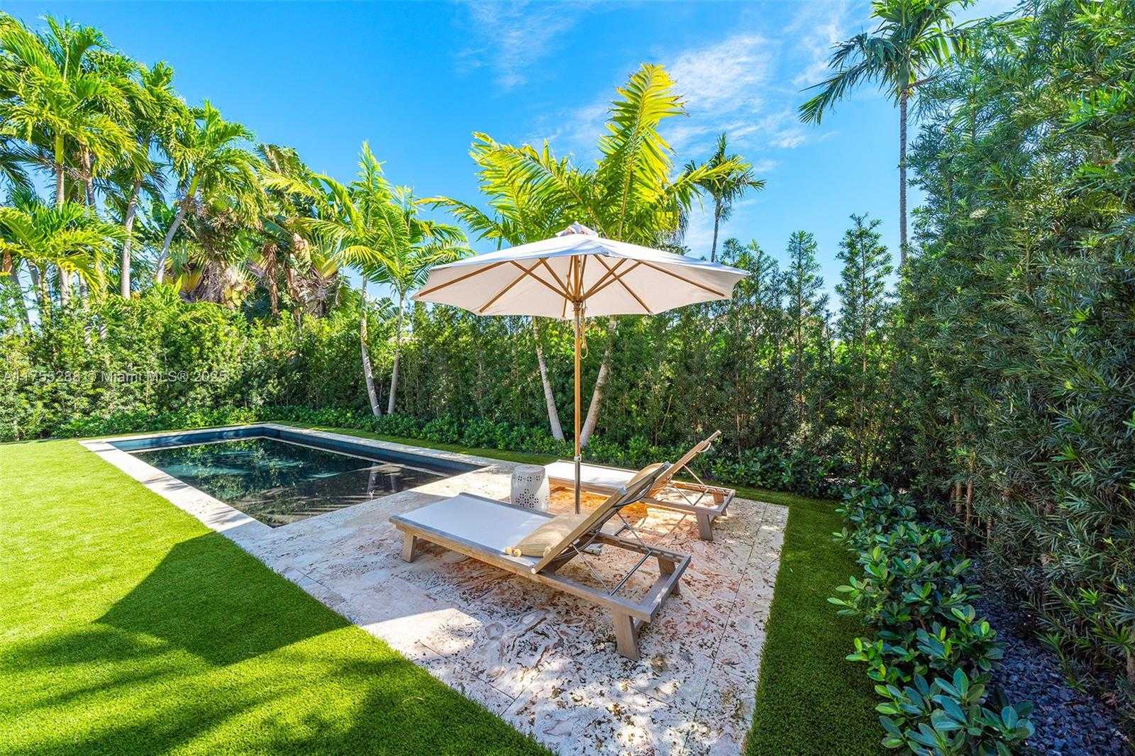 Small Image of 8951 HAWTHORNE AVE, Surfside Number 41