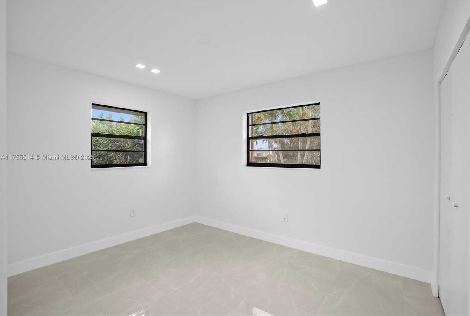 Small Image of 5280 SOUTH WEST 90TH AVE, Cooper City Number 25