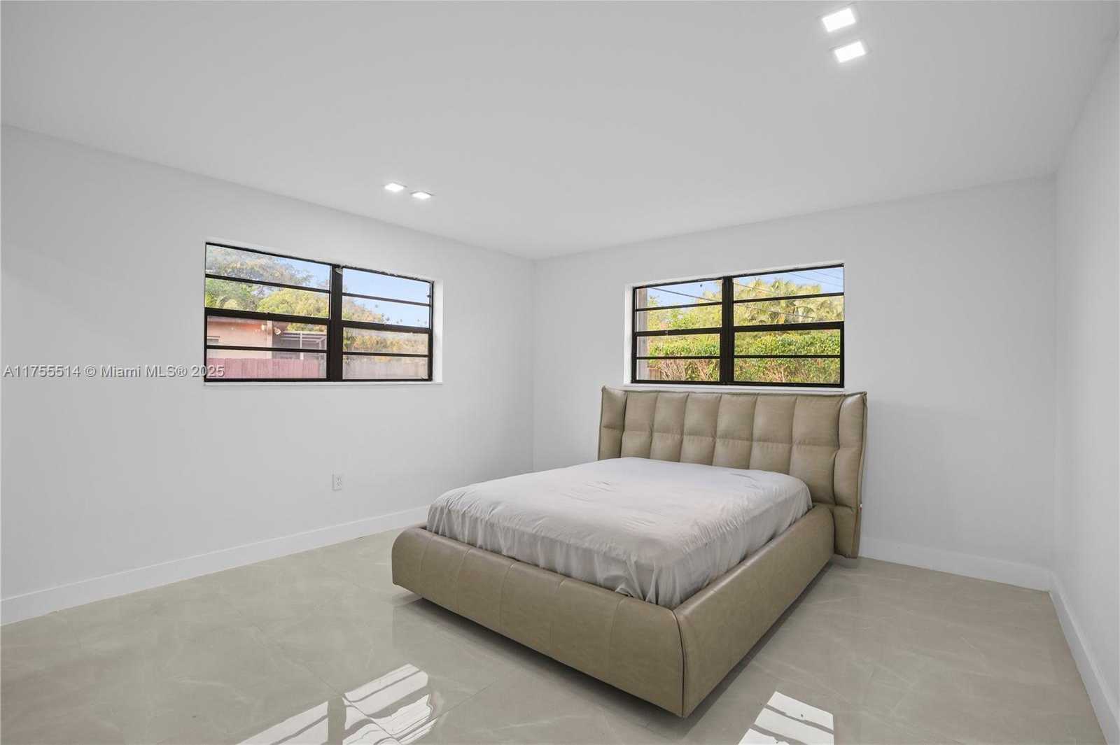 Small Image of 5280 SOUTH WEST 90TH AVE, Cooper City Number 28
