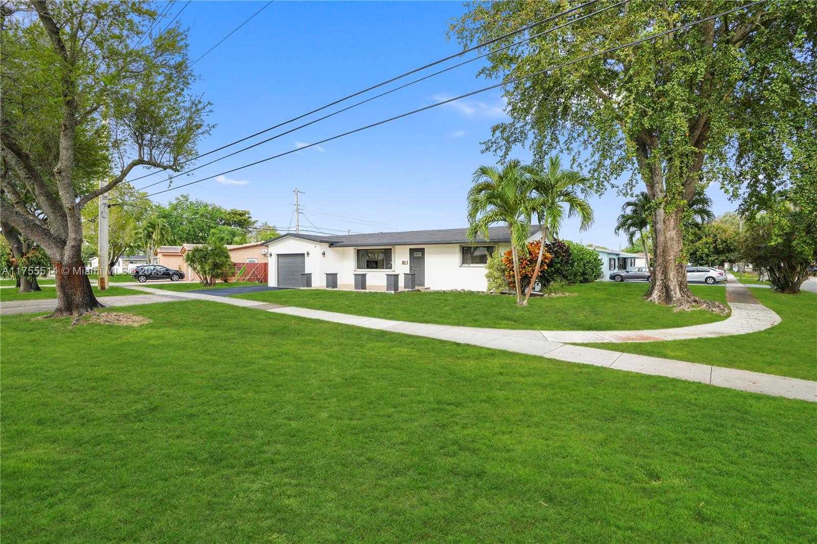 Small Image of 5280 SOUTH WEST 90TH AVE, Cooper City Number 35