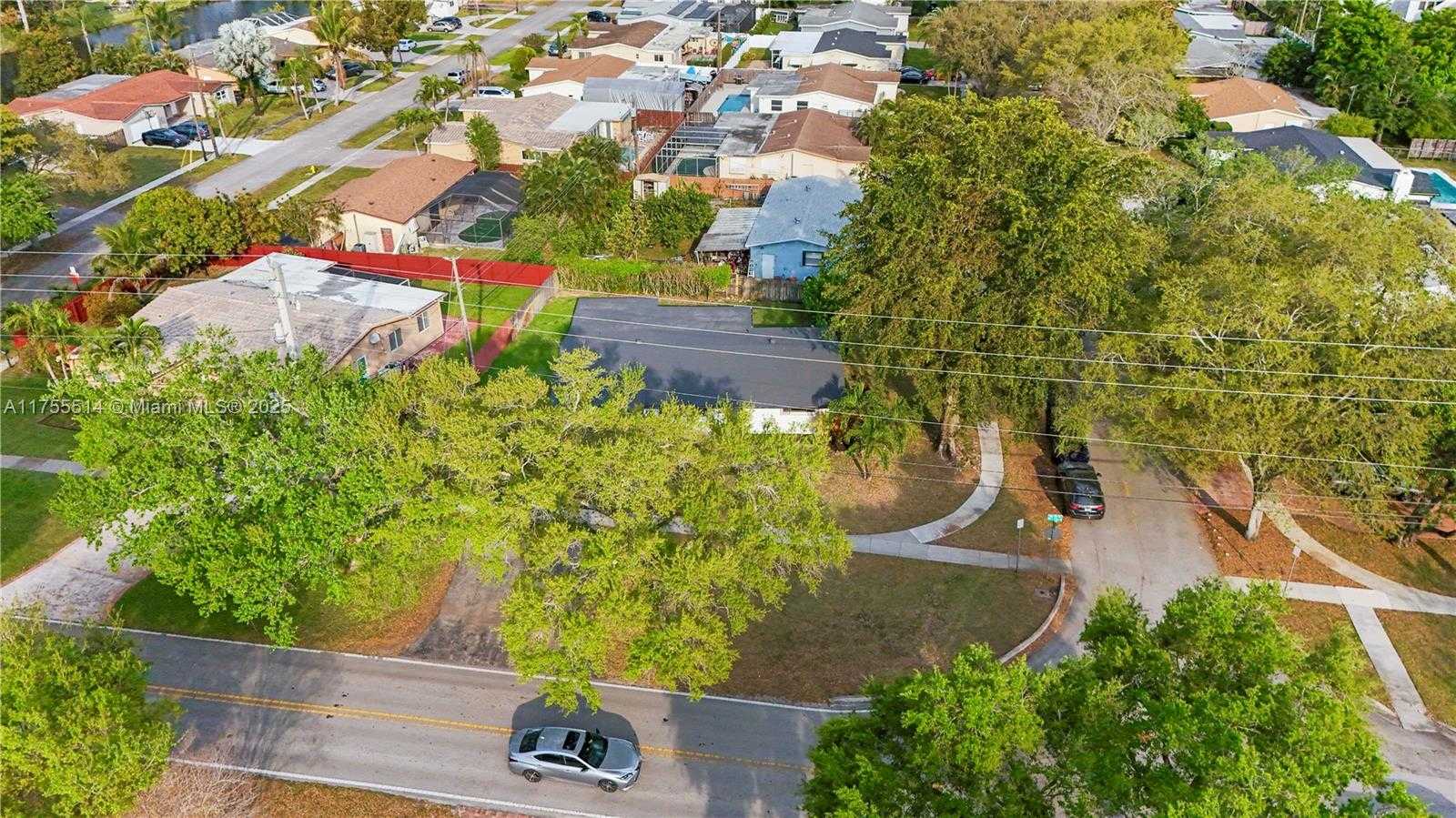 Small Image of 5280 SOUTH WEST 90TH AVE, Cooper City Number 44