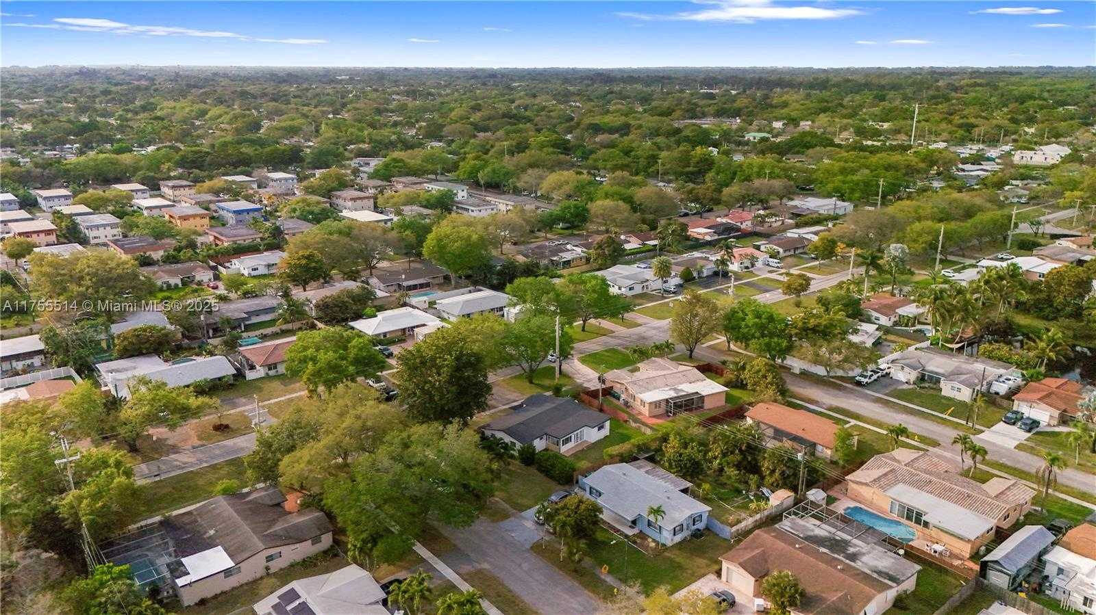 Small Image of 5280 SOUTH WEST 90TH AVE, Cooper City Number 53