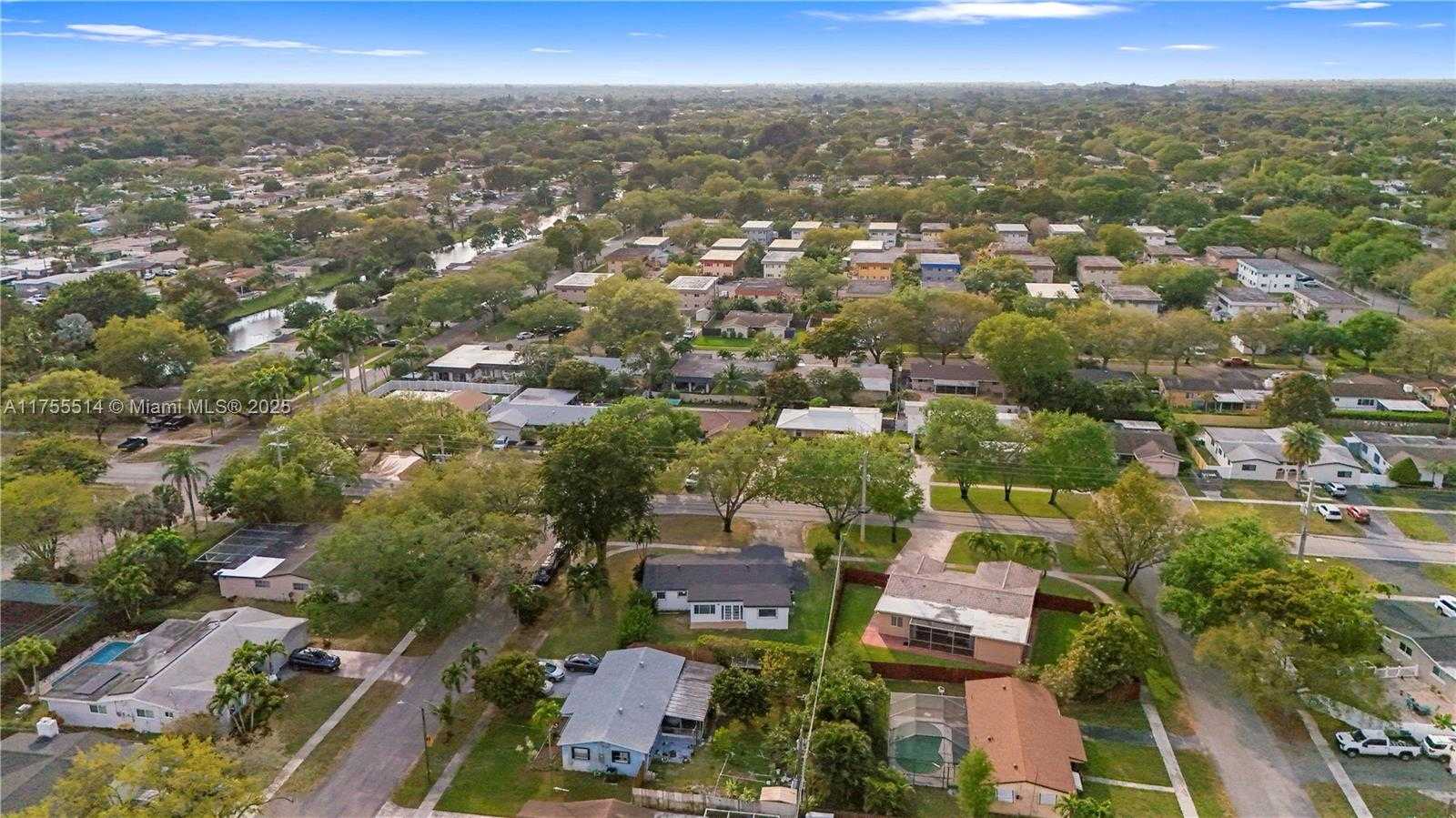 Small Image of 5280 SOUTH WEST 90TH AVE, Cooper City Number 54