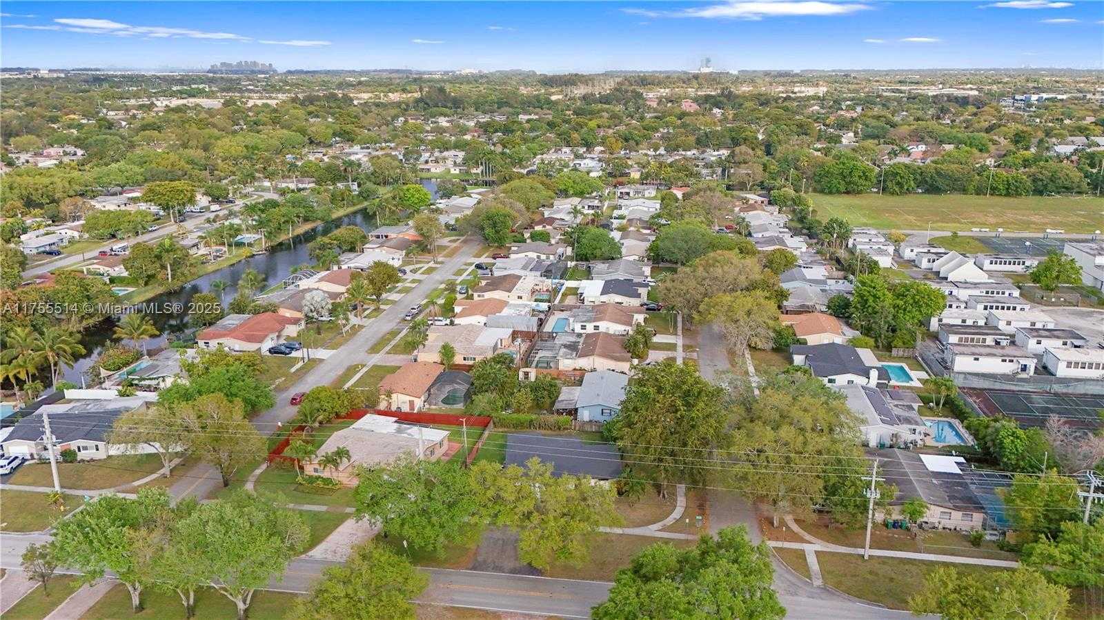 Small Image of 5280 SOUTH WEST 90TH AVE, Cooper City Number 58