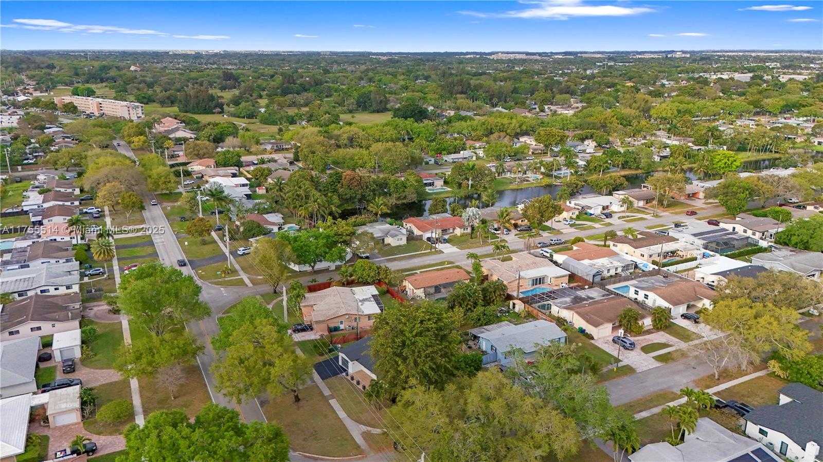 Small Image of 5280 SOUTH WEST 90TH AVE, Cooper City Number 59