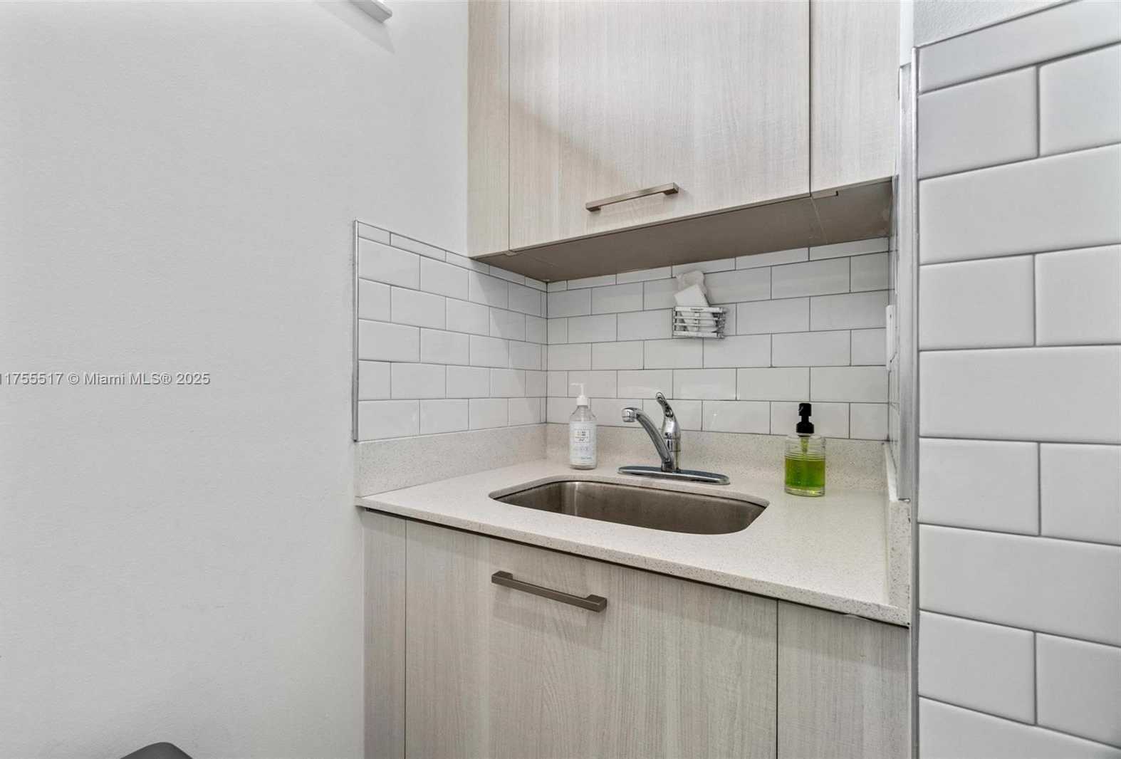 Small Image of 4482 NORTH WEST 80TH AVE, Doral Number 34