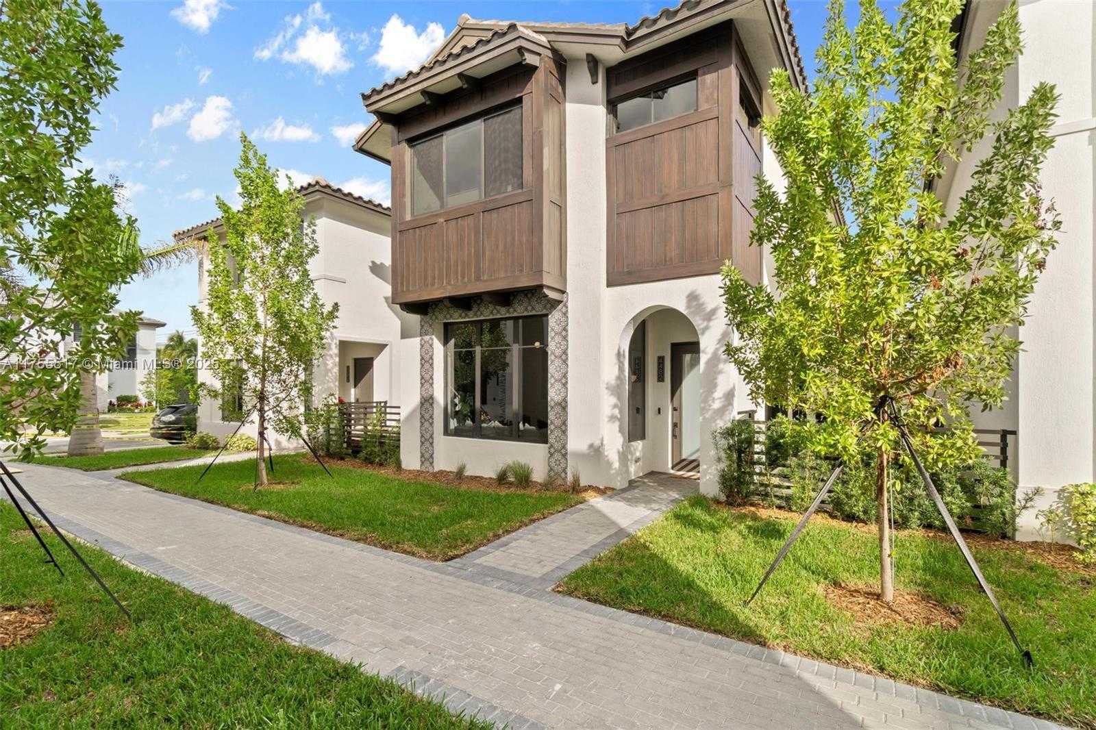 Small Image of 4482 NORTH WEST 80TH AVE, Doral Number 35