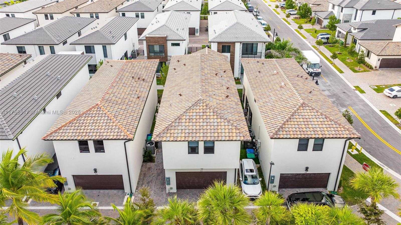 Small Image of 4482 NORTH WEST 80TH AVE, Doral Number 37