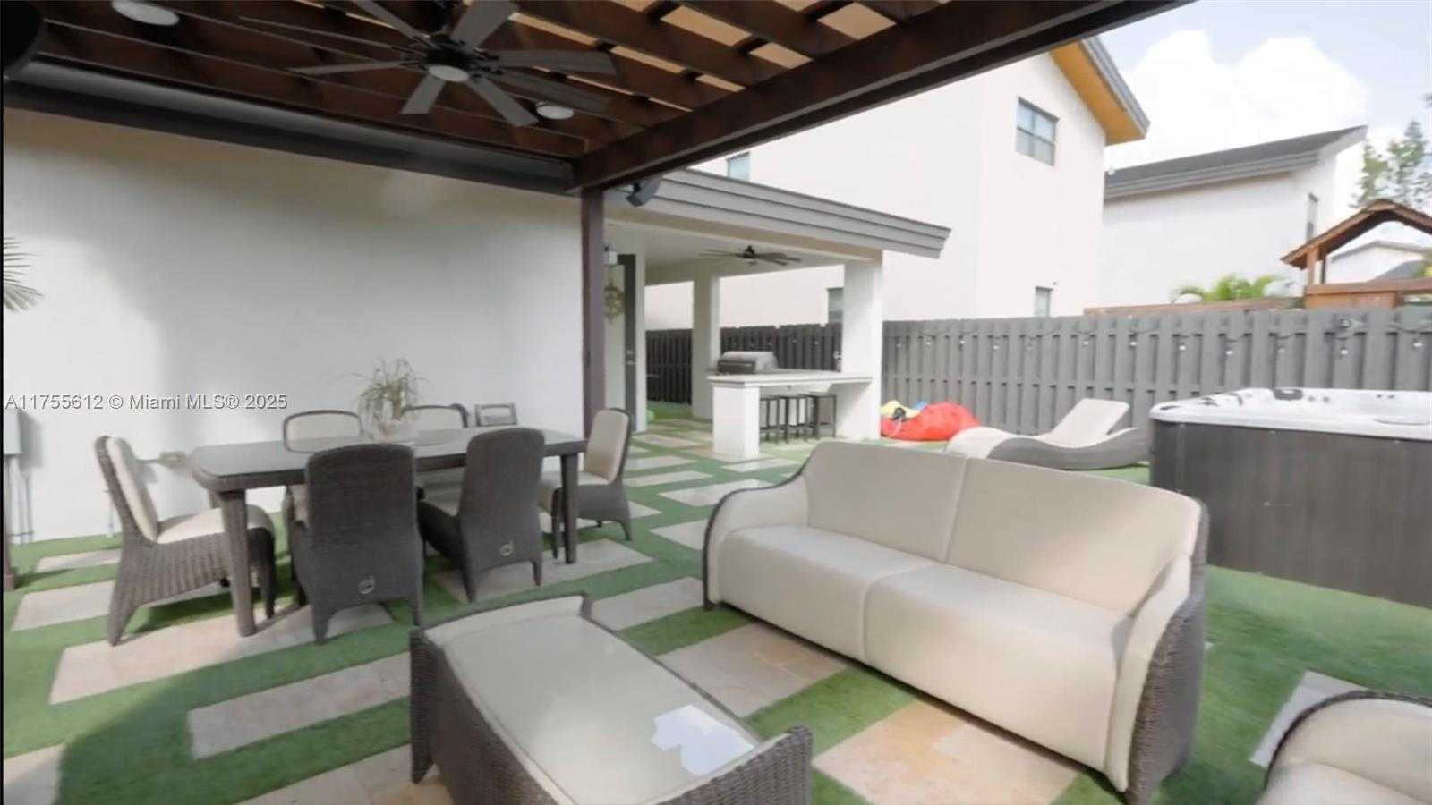 Small Image of 7661 NORTH WEST 103RD CT, Doral Number 10