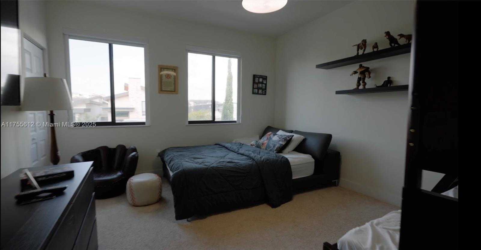 Small Image of 7661 NORTH WEST 103RD CT, Doral Number 5