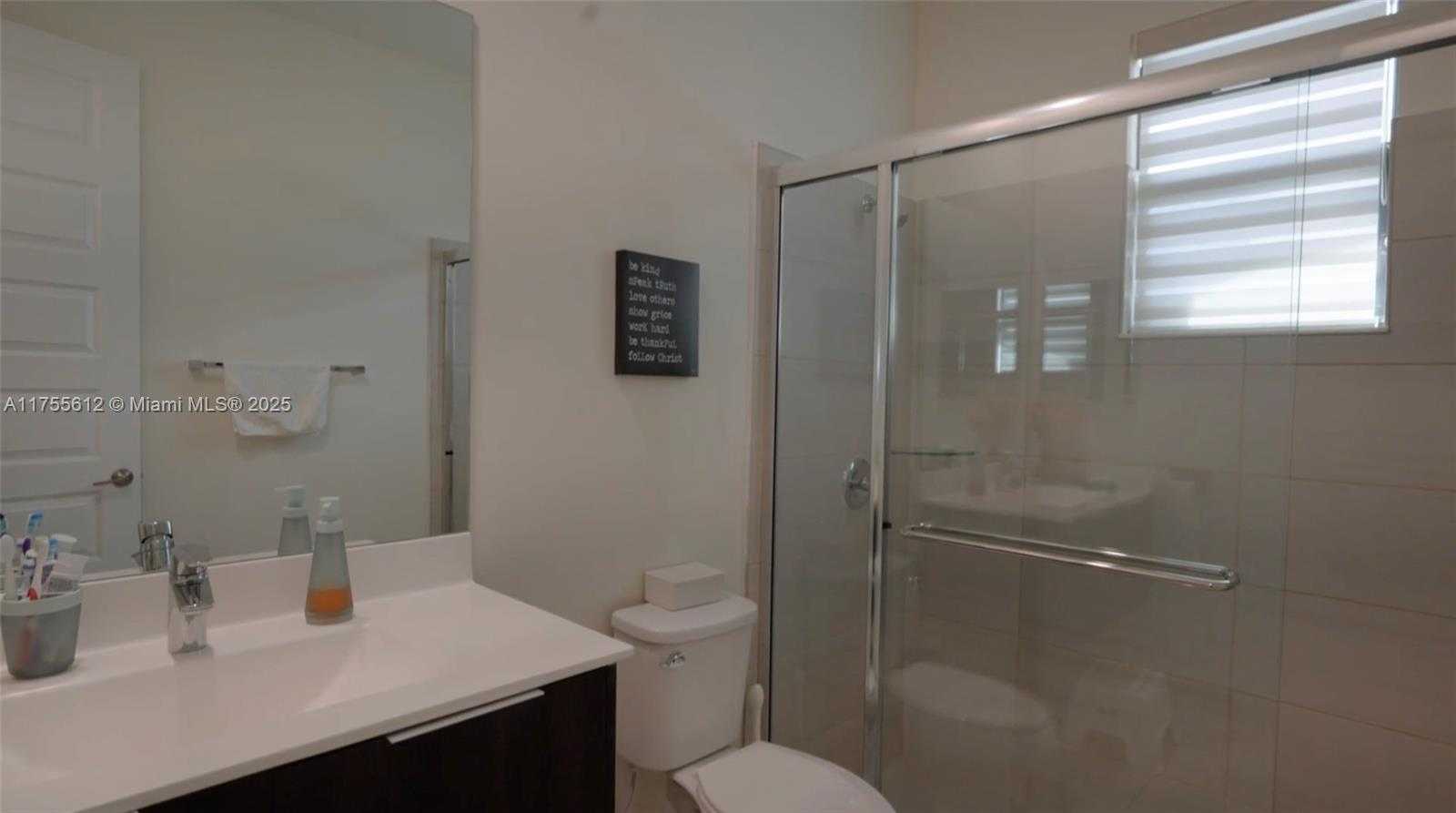 Small Image of 7661 NORTH WEST 103RD CT, Doral Number 6