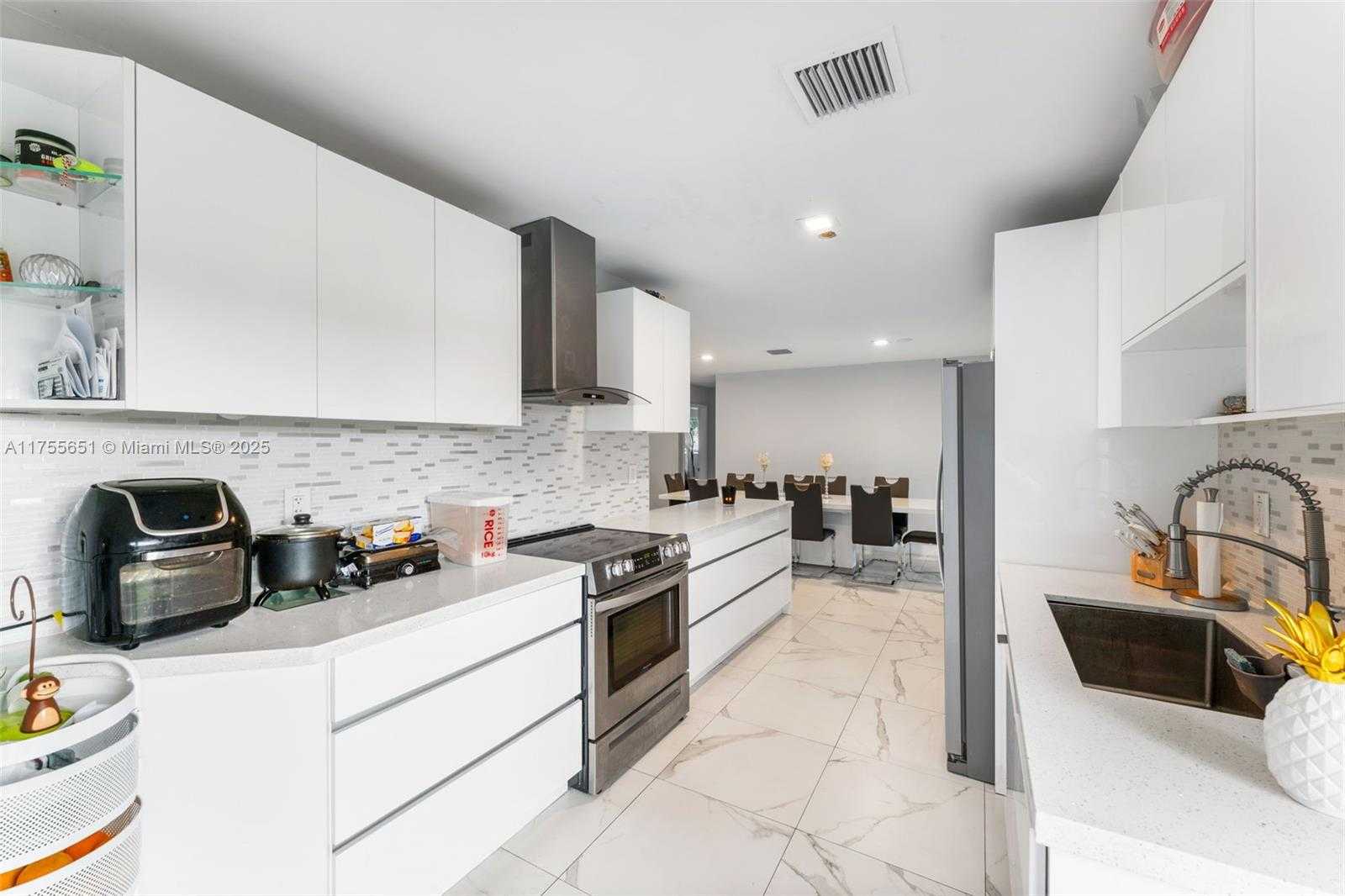 Small Image of 2751 NORTH WEST 26TH AVE, Oakland Park Number 7