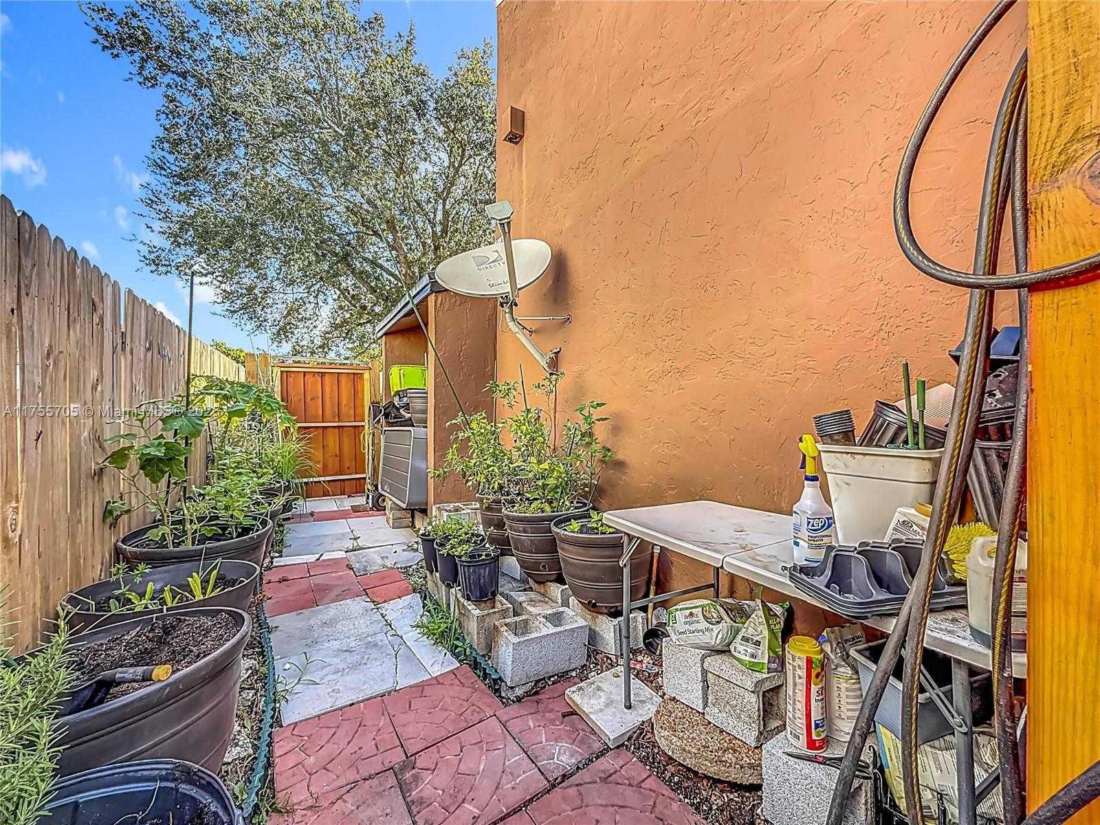 Small Image of 7420 NORTH WEST 35TH CT, Lauderhill Number 68