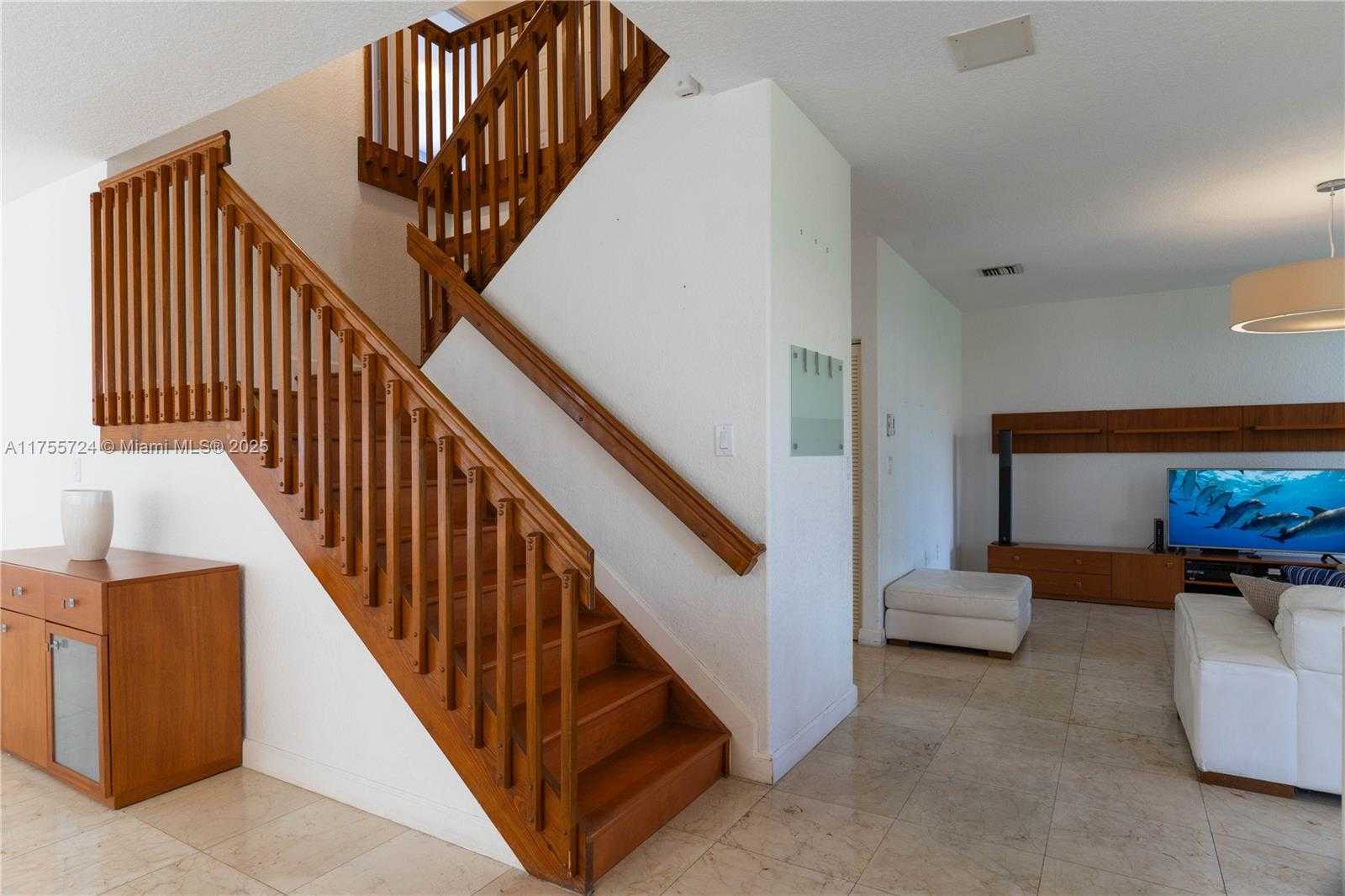 Small Image of 11271 NORTH WEST 61ST ST, Doral Number 11