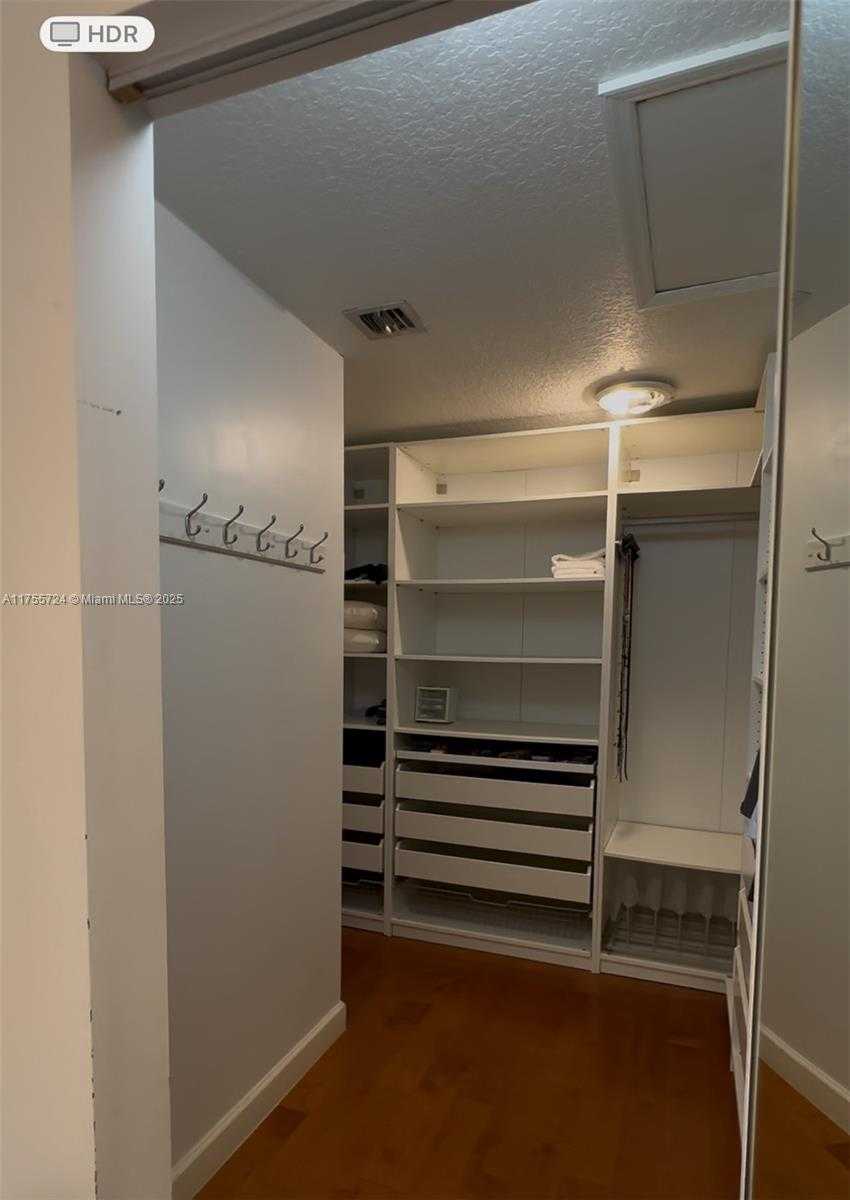 Small Image of 11271 NORTH WEST 61ST ST, Doral Number 15