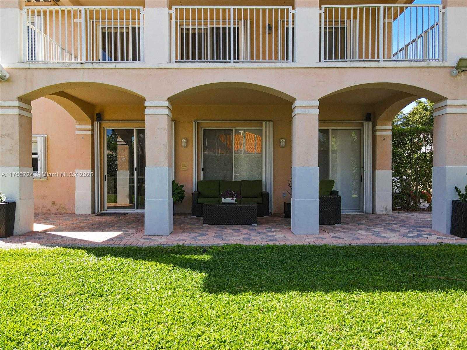Small Image of 11271 NORTH WEST 61ST ST, Doral Number 27