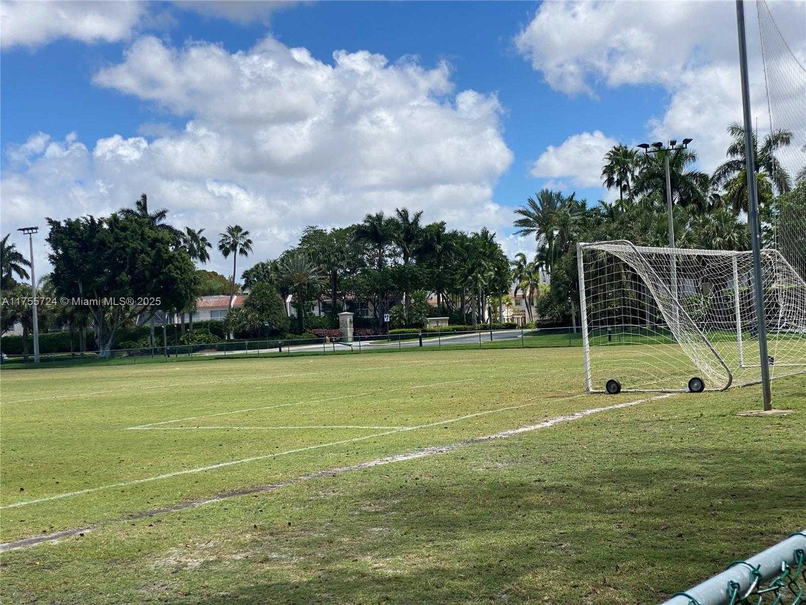 Small Image of 11271 NORTH WEST 61ST ST, Doral Number 38
