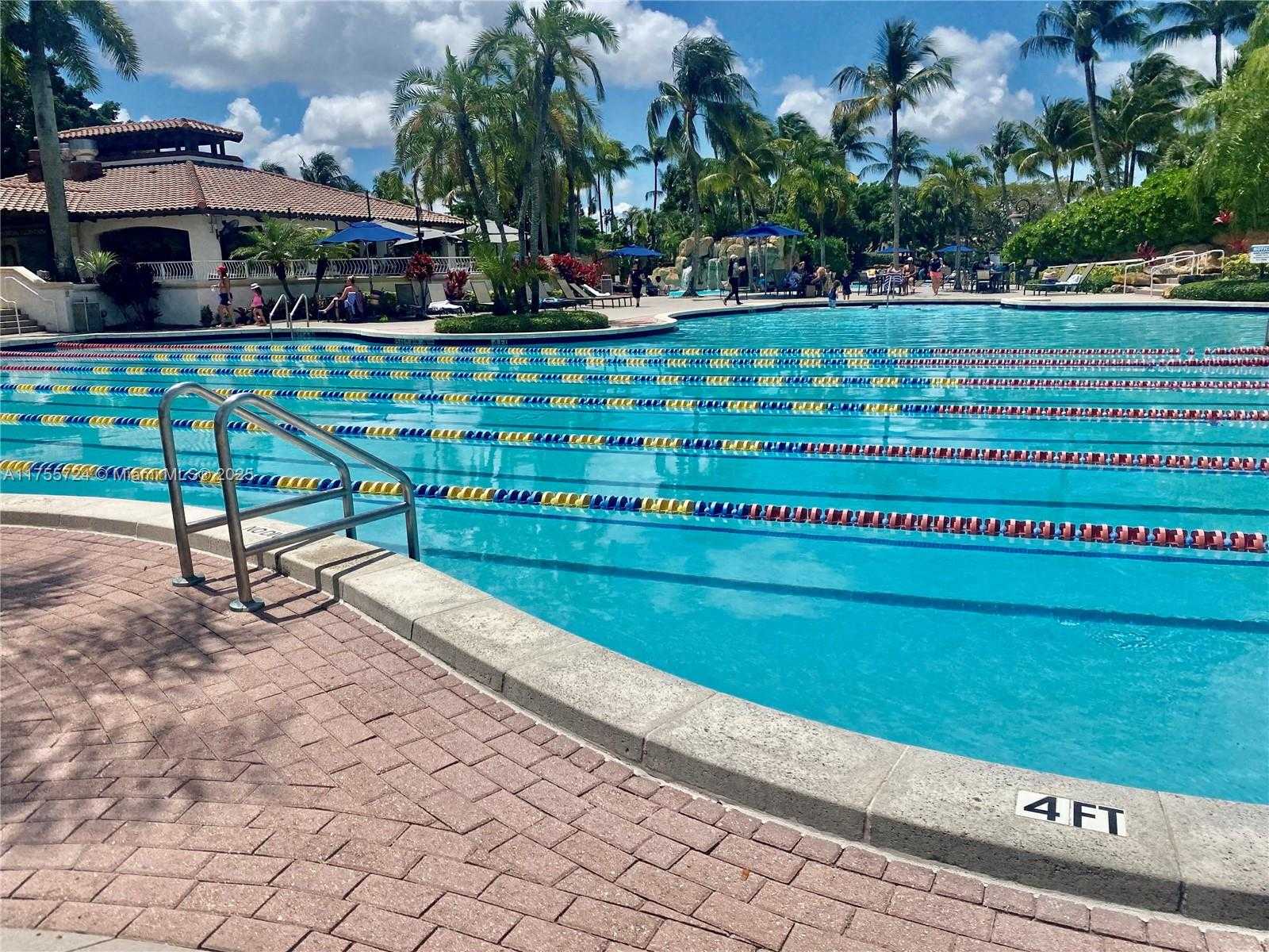 Small Image of 11271 NORTH WEST 61ST ST, Doral Number 39