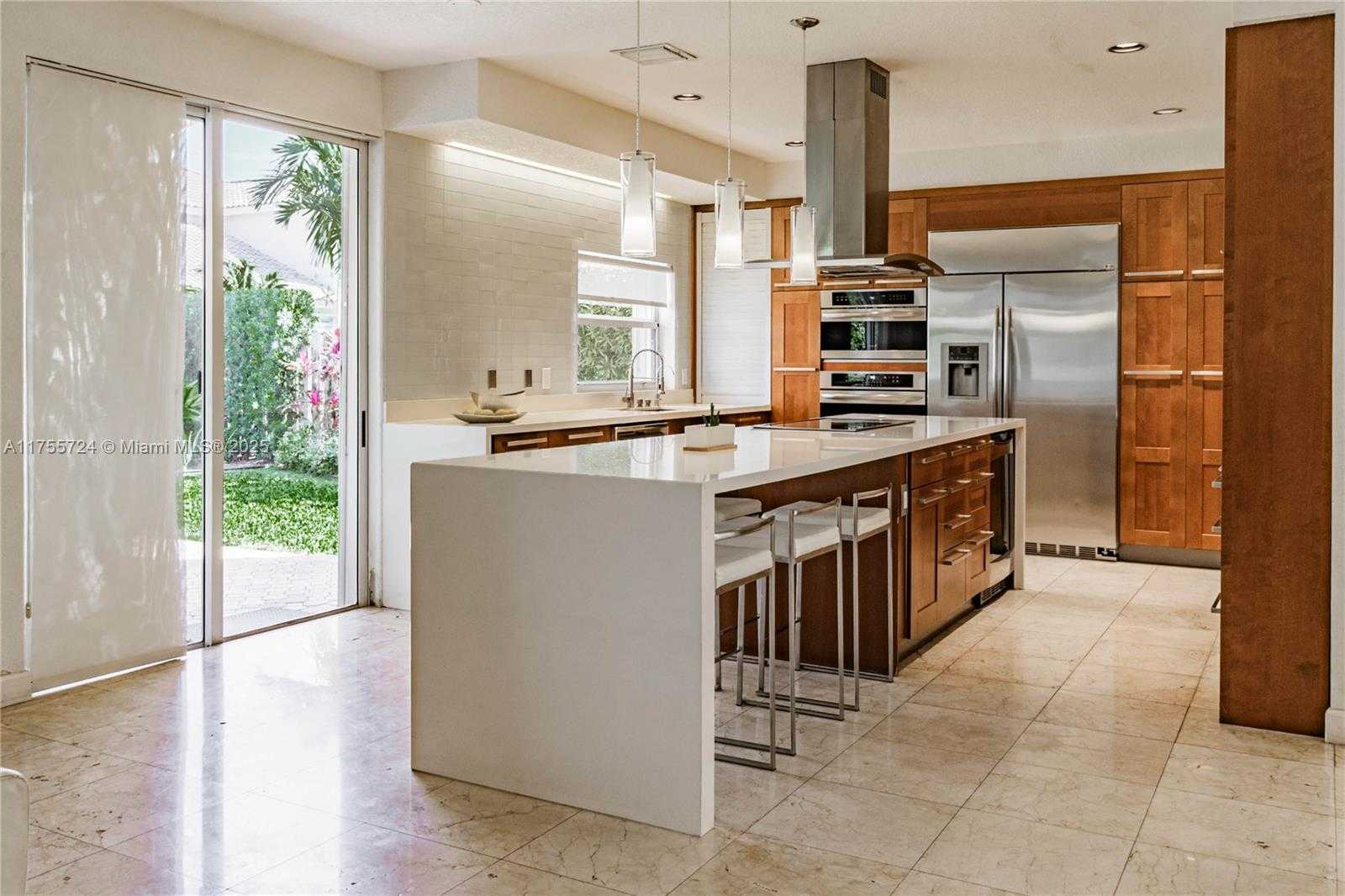 Small Image of 11271 NORTH WEST 61ST ST, Doral Number 7