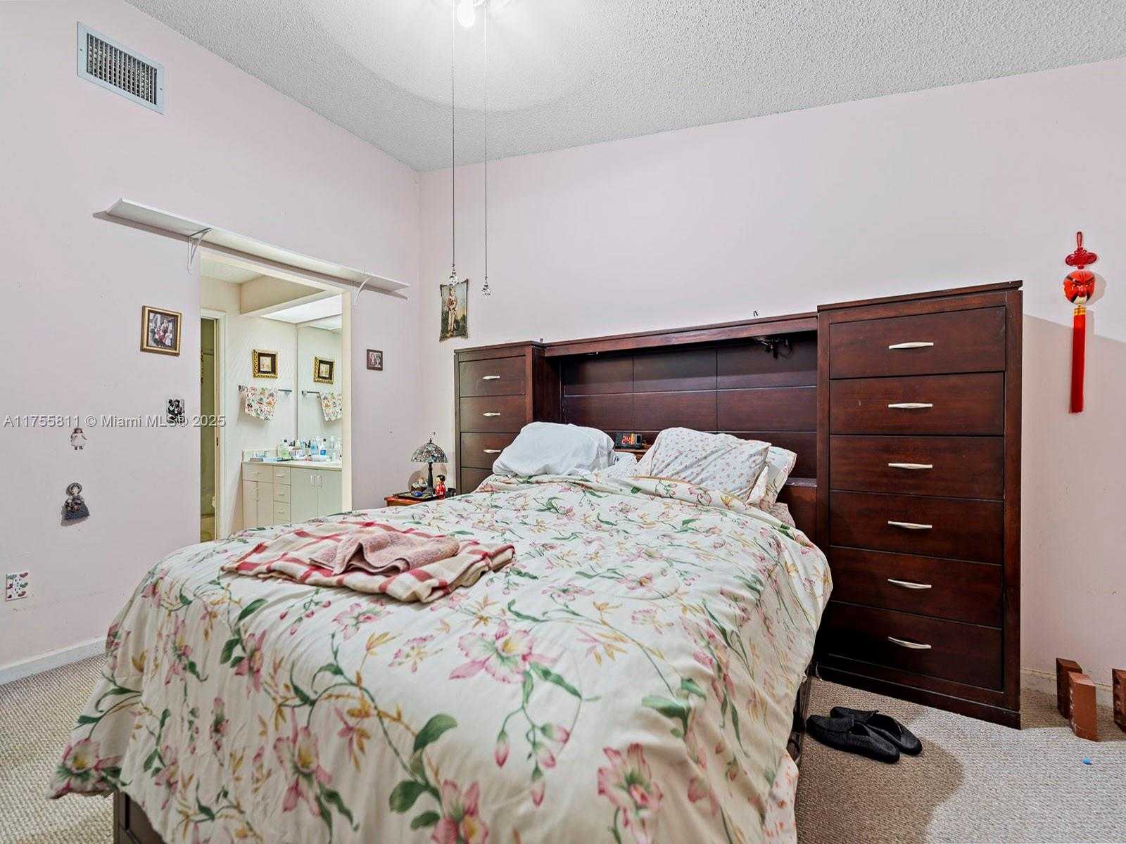 Small Image of 2275 SOUTH EAST 4TH CT, Homestead Number 10
