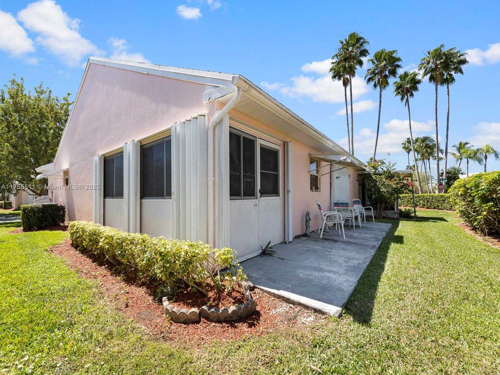 Small Image of 2275 SOUTH EAST 4TH CT, Homestead Number 16